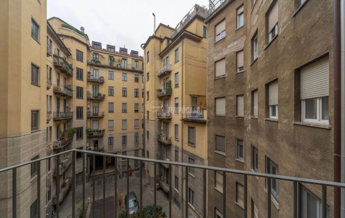 Milano - Delizioso Appartamento In Pieno Centro. Fancy Yellow Apartments Екстериор снимка